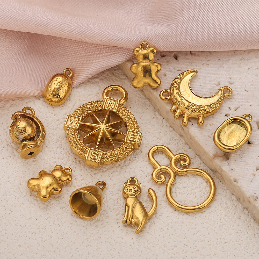 Ciondolo a forma di campana co - Moon Star Earrings recensione e prezzo