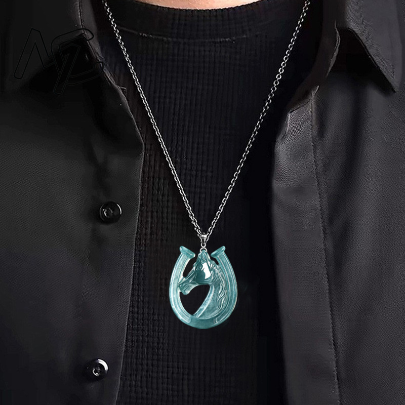 Collana con Pendente a Zoccolo - Jewelry & Watches Sp Z Oo Janów Lubelski recensione e prezzo