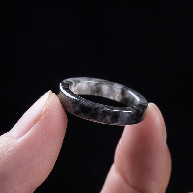 Anello in giadeite nera natura - Jewelry & Watches Ltd recensione e prezzo